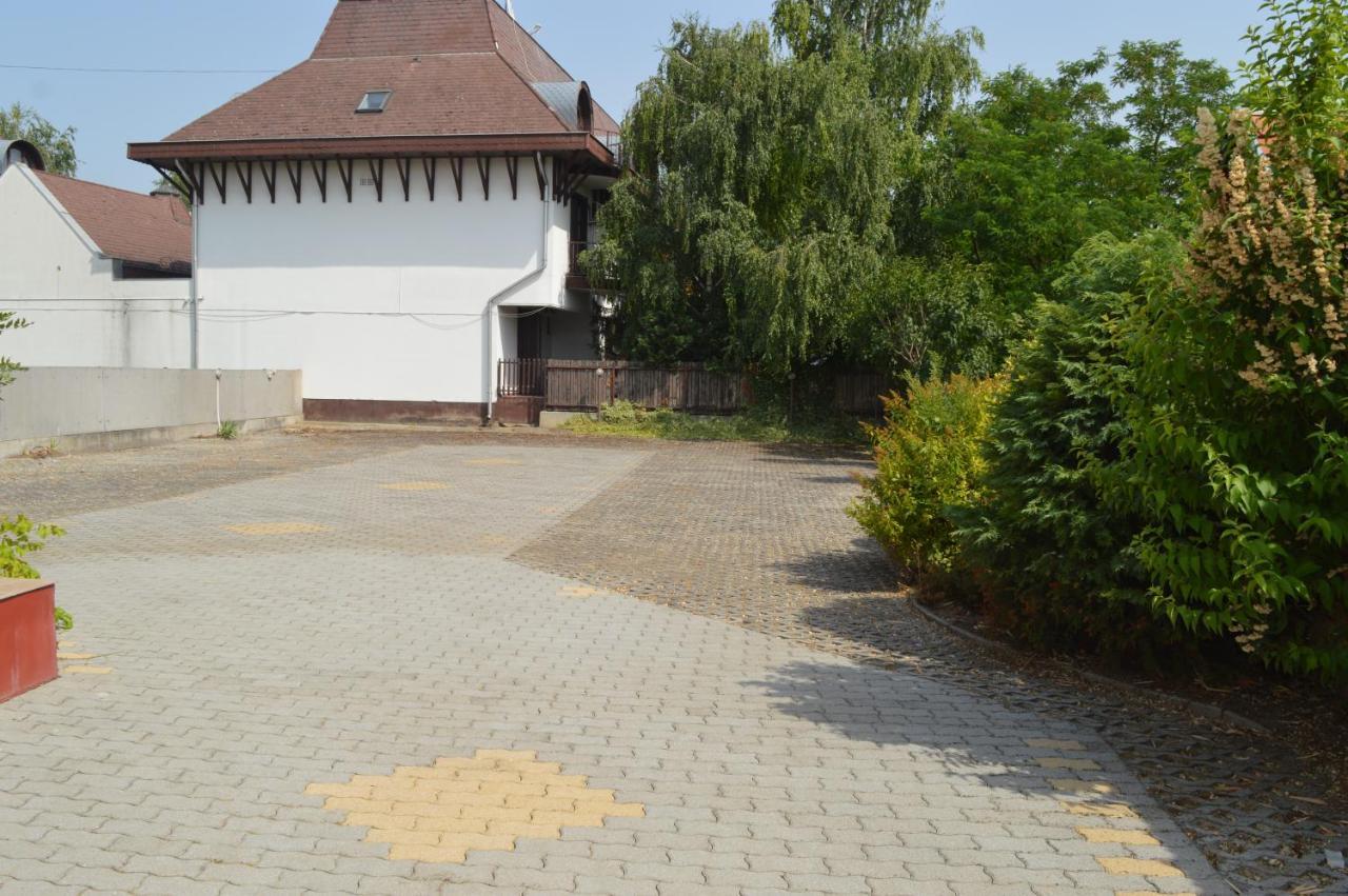 Hajdúszoboszló Aqua Oazis Apartman מראה חיצוני תמונה