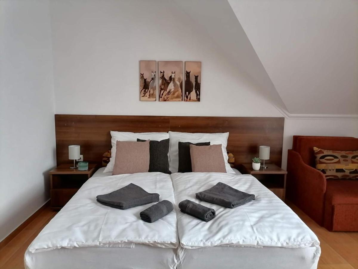 Hajdúszoboszló Aqua Oazis Apartman מראה חיצוני תמונה