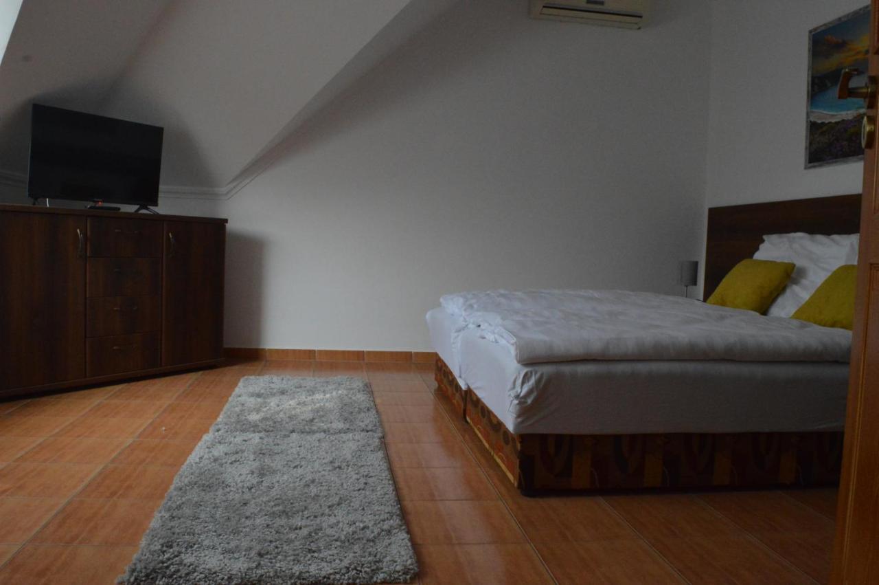 Hajdúszoboszló Aqua Oazis Apartman מראה חיצוני תמונה